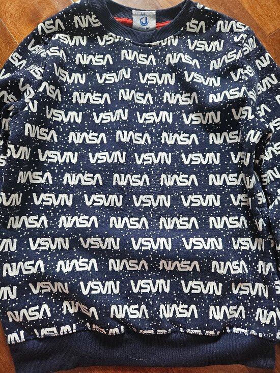 NASA Other - Nasa boys swearer youth small